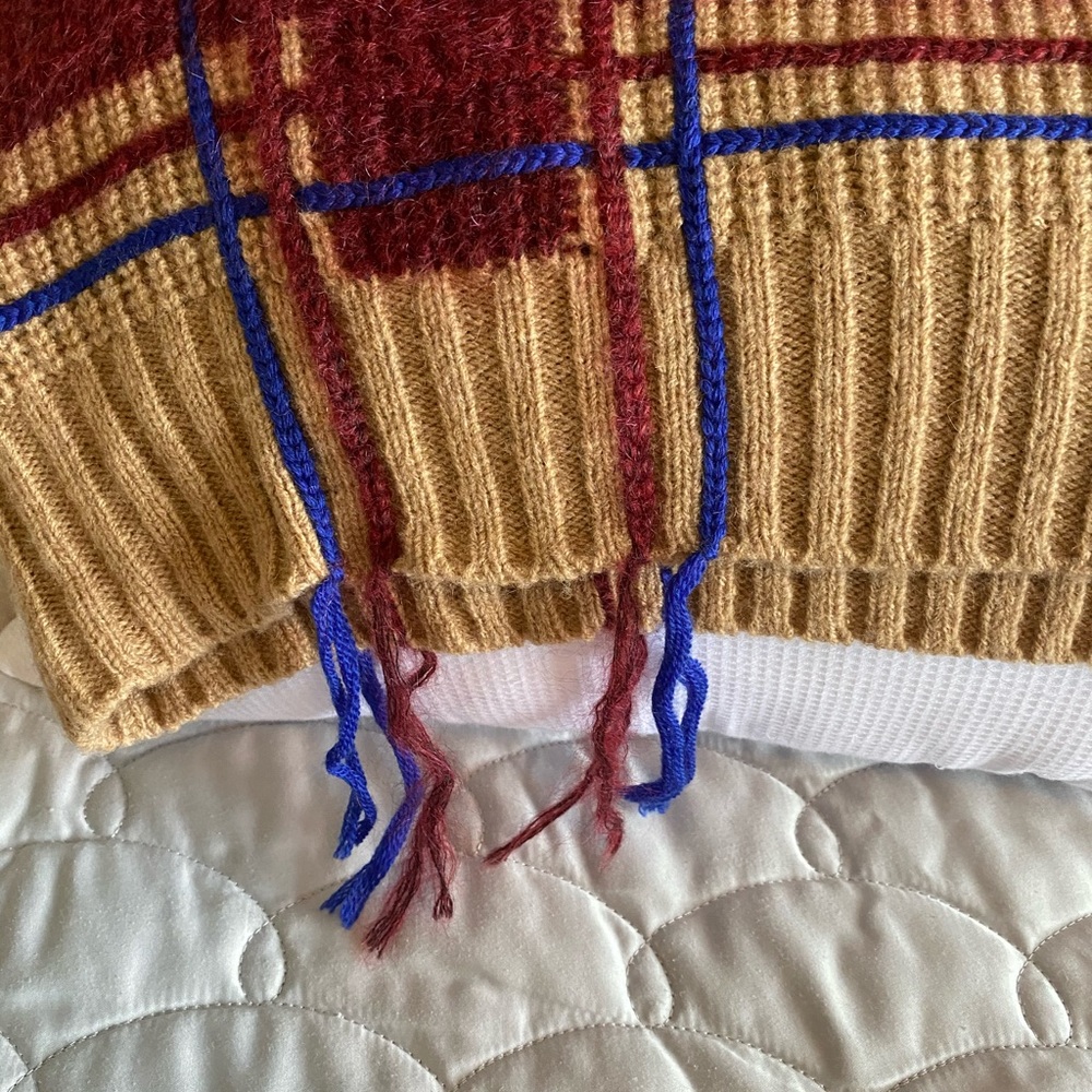 Tory Burch boyfriend sweater - Picture 3 of 6